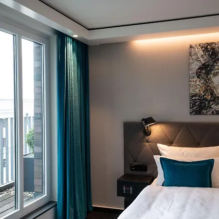 One Berlin-spittelmarkt מלון