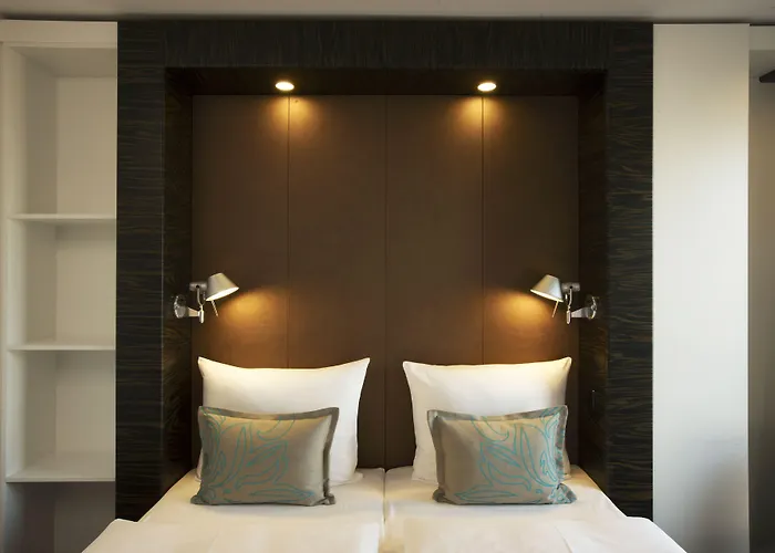 Hotel One Berlin-spittelmarkt 3*