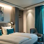 Hotel One Berlin-spittelmarkt 3*